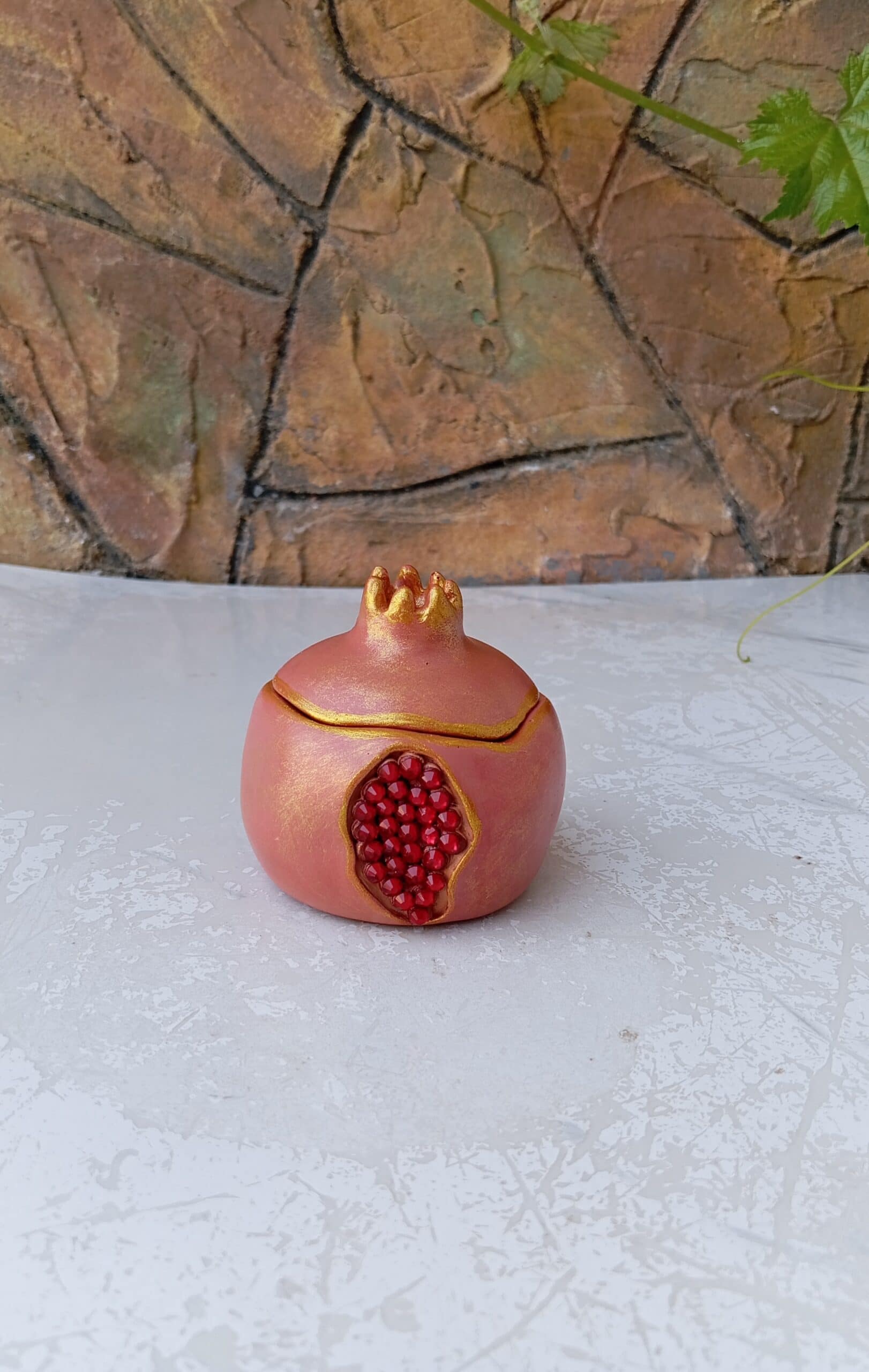 Шкатулка гранат